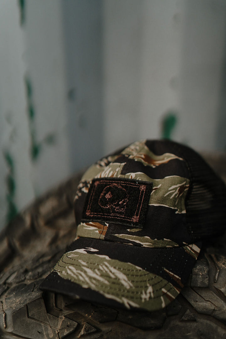 Jungle Tiger Mesh Back with Death Card Hat
